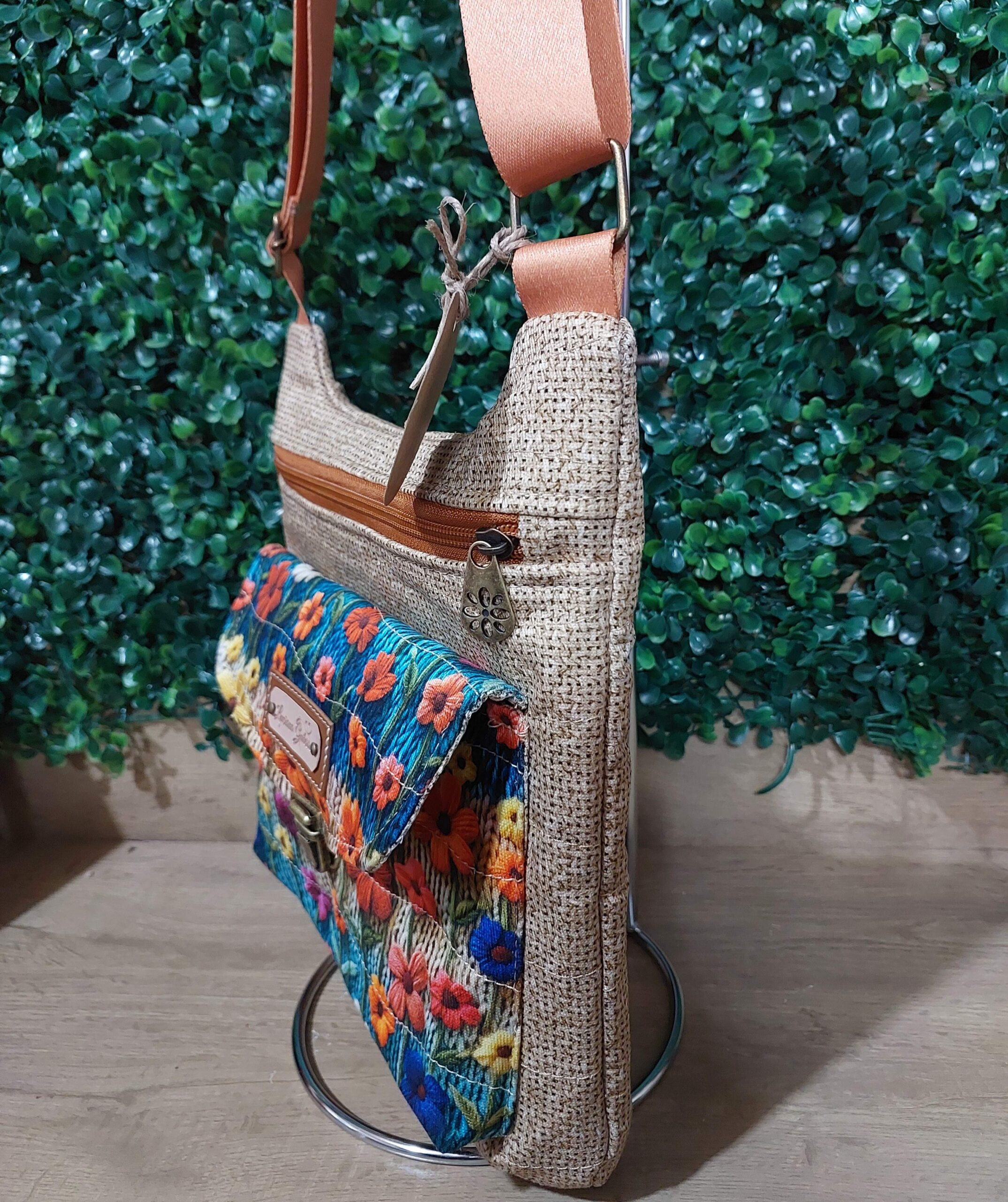 Bolsa Vanessa - Bege c/ Floral - Imagem 2